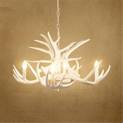 Lámpara colgante vintage estilo vela estilo casa de campo estilo vela resina cornamenta blanca Candelabros de imitación cornamenta de 4 luces a