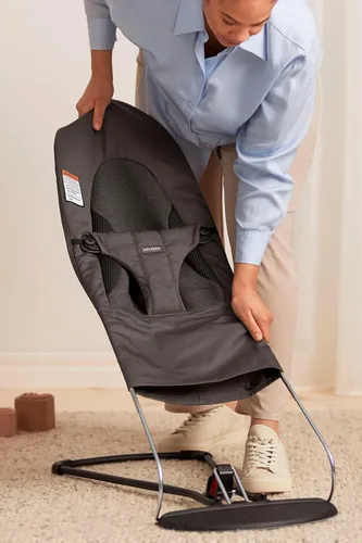 Miniatura 8 de BabyBjörn Bouncer Balance Soft, Gris Oscuro, Tejido/Jersey, Tri-Tela Asiento Ajustable de Mecedora para Bebé 2-en-1 y Silla para Niños Pequeños