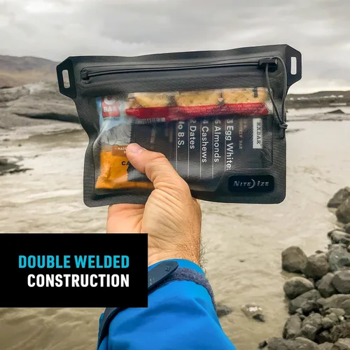 Miniatura 4 de Nite Ize Runoff - Bolsillo impermeable para pasaportes, teléfonos y artículos esenciales de viaje, bolsa seca con protección resistente para viajes