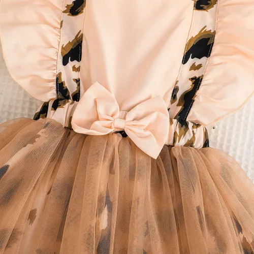 Miniatura 4 de Conjunto de 2 piezas de vestido de malla con estampado de leopardo, manga con volantes, falda con lazo y diadema, para niñas pequeñas