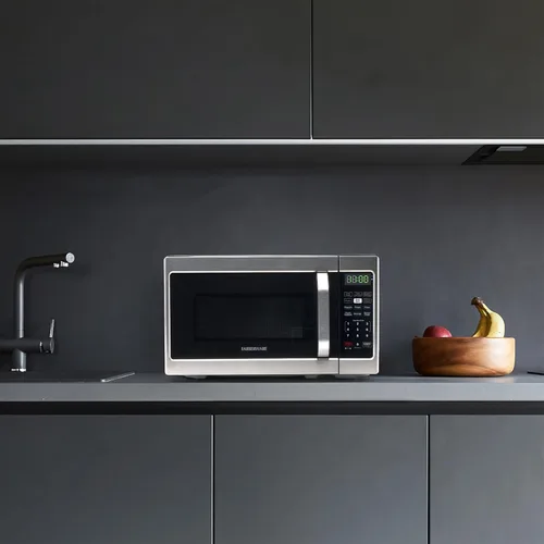 Miniatura 7 de Farberware - Horno microondas de sobremesa de 0.7 pies cúbicos – 700 vatios de potencia, configuraciones de cocción automática, descongelación