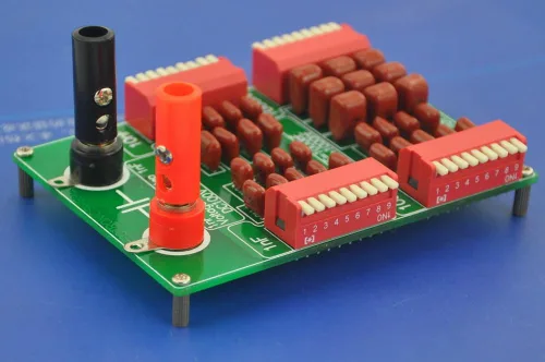 Miniatura 4 de Electronics-Salon Placa de condensador programable de cuatro décadas de 1nF a 9999nF Step-1nF.
