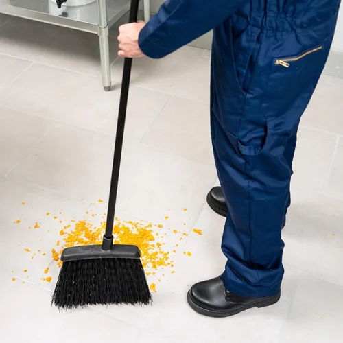 Miniatura 2 de Carlisle FoodService Products Duo-Sweep Escoba de plástico para escombros pequeños con asa, 48 pulgadas, color negro, (paquete de 12)