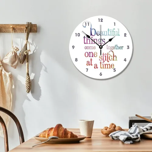 Miniatura 5 de Reloj de pared para tejer uno a la vez, divertido reloj de madera moderno 10 silencioso, sin tictac, de cuarzo, funciona con pilas, para sala