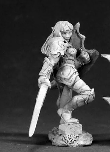 Miniatura 4 de REAPER Dorva Femenino Dark Elf 03004
