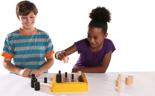 Miniatura 5 de Gobblet! Abstract Strategy Board Game - Award Winning Kids or Adults Original All Wooden Board Game by Blue Orange Games - 2 Players for Ages 7 to