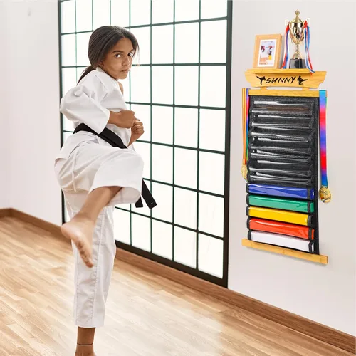 Miniatura 6 de Tilhumt 10/12 Belts Karate Belt Display Rack with Photo Shelf, Felt Taekwondo Belt Display Rack Martial Arts Belt Display for Adults TKD, BJJ Bambú
