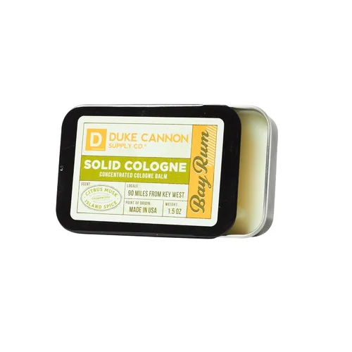 Duke Cannon Supply Co. Colonia Sólida para Hombre Bay Rum (Almizcle Cítrico, Madera de Cedro, Especias Isleñas) - Bálsamo Concentrado, Lata Cómoda