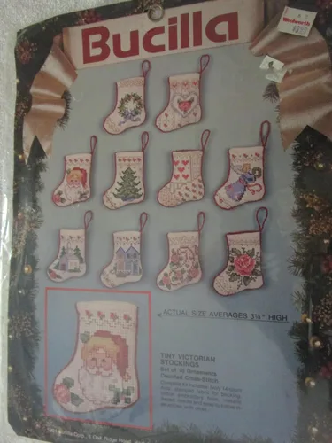 Miniatura 3 de Vintage Bucilla Tiny Victorian Socks - Juego de 10 adornos de punto de cruz