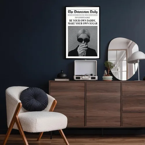 Miniatura 4 de Arte de pared retro de feminismo en blanco y negro, arte de pared de periódico con texto en inglés "Be Your Own Daddy", carteles de lienzo