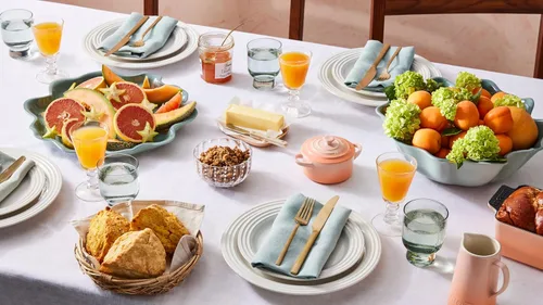 Miniatura 3 de Le Creuset Juego de 4 platos llanos de gres, 10.5 pulgadas cada uno, Caribe