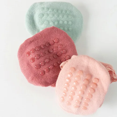 Miniatura 3 de Calcetines antideslizantes para niñas pequeñas, diseño de volantes antideslizantes con empuñaduras para bebés de 0 a 3 años (paquete de 8)