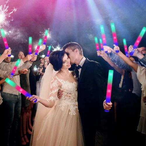 Miniatura 5 de SHQDD Paquete de 28 varillas de espuma LED que brillan en la oscuridad, paquete de fiesta a granel con 3 modos de parpadeo colorido, suministros