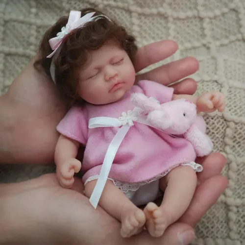 Miniatura 7 de MYREBABY Muñeca Bebé Reborn de 7 Pulgadas, Muñeca de Silicona Niña Betty, Mini Muñecas Realistas de Bebé Recién Nacido de Silicona de Cuerpo