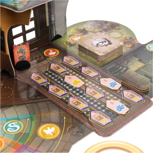 Miniatura 6 de Wizarding World Hogwarts Magical Mayhem 3D Juego de mesa Juego de Harry Potter para familias, adultos y niños a partir de 8 años