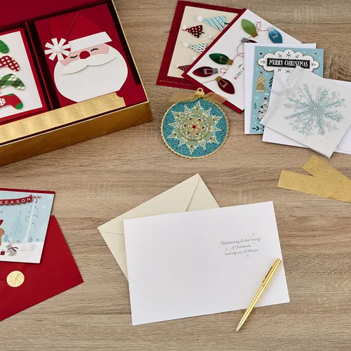 Miniatura 2 de Hallmark - Juego de 24 tarjetas navideñas hechas a mano en caja (conjunto de 24 tarjetas de felicitación especiales para las fiestas y sobres)