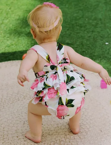 Miniatura 4 de Mameluco de verano con diseño floral y volantes para niña bebé, con diadema