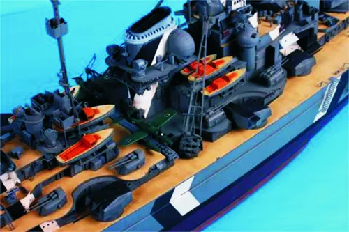 Miniatura 5 de Trumpeter 1/200 1941 Acorazado Bismarck alemán