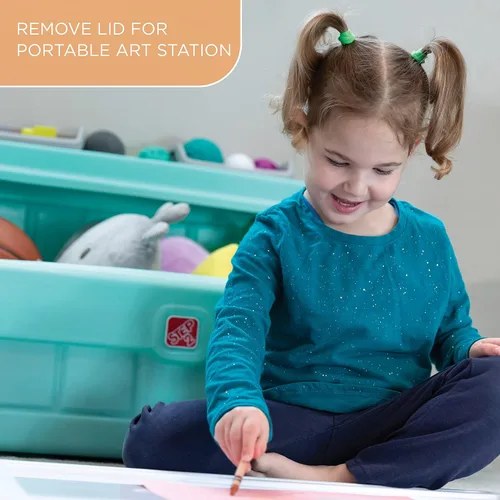 Miniatura 5 de Step2 Caja de juguetes y tapa de arte 2 en 1, contenedor y organizador de juguetes para niños, caballete y cofre en uno, hecho de plástico duradero