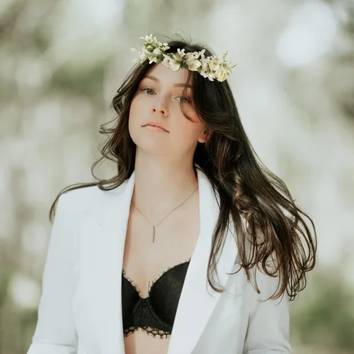 Miniatura 7 de FOMIYES Flower Headband Simulated Rose Flowers Elegant Hair Accessories for Weddings Parties and Photography for Brides and Bridesmaids