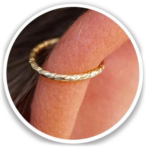 Miniatura 50 de Variedad de aretes de aro para cartílago