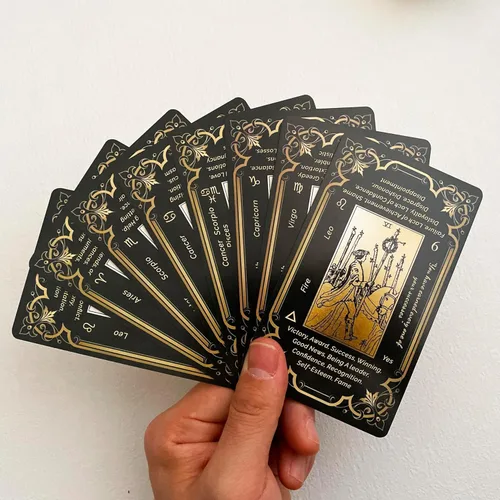 Miniatura 8 de Juego de cartas de tarot de oro negro, cartas de tarot para principiantes con significados, cubierta de bordes dorados dorados con libro guía