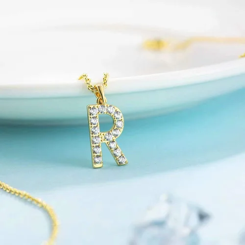 Miniatura 4 de Tarsus Collar con dije de inicial con zirconias cúbicas para mujeres y niñas.