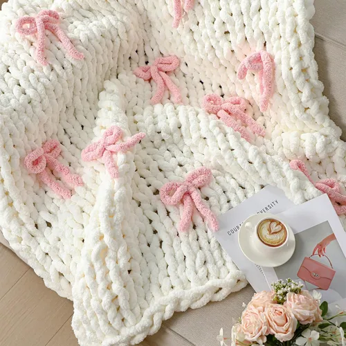 Miniatura 2 de Mindsoft Manta de punto grueso con lazo rosa de 50 x 60 pulgadas, 100% hecha a mano con hilo de chenilla color crema, esponjosa, suave, manta
