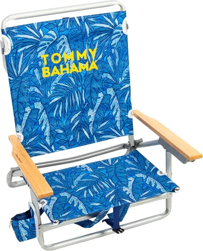 Tommy Bahama - Silla de playa plegable con 5 posiciones, diseño clásico y plano con mochila, enfriador y portavasos, silla de playa portátil para