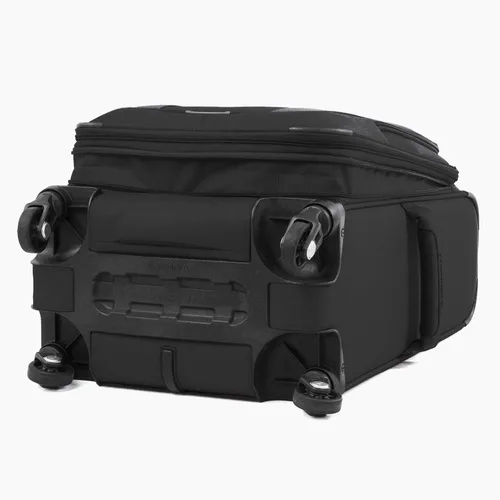 Miniatura 16 de Travelpro Maxlite 5 - Juego de 2 piezas de equipaje de mano de tela, expandibles con 4 ruedas giratorias, bolso blando para debajo del asiento, Negro