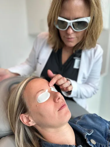Miniatura 6 de IPL-AID: Protector ocular desechable para un tratamiento seguro IPL. Proteja sus ojos con precisión y comodidad