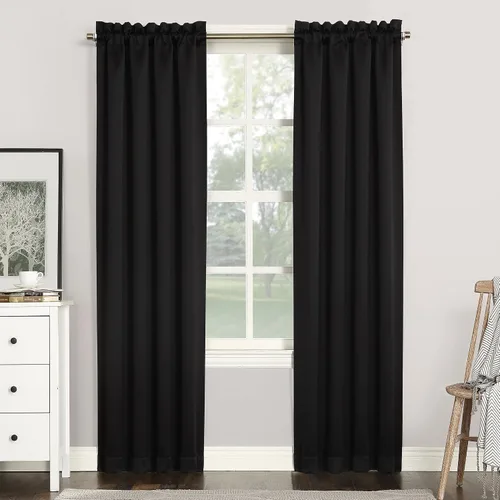 Sun Zero Easton - Panel de cortina opaca con bolsillo para cortinero, para ahorro de energía, de 40 x 63 pulgadas, color negro