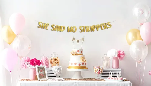 Miniatura 2 de Cartel dorado con purpurina preencordada con texto en inglés «She Said No Strippers», divertidas decoraciones para despedida de soltero para él