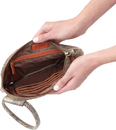 Miniatura 3 de HOBO Sable - Bolsa de muñeca para mujer, construcción de cuero pulido con correa de muñeca circular, bolsa práctica y compacta