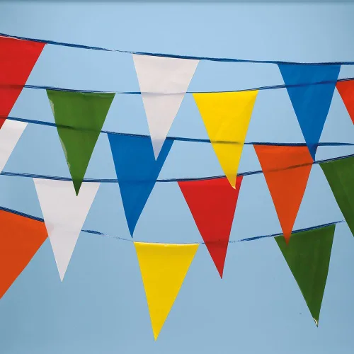 SSWBasics Banderines multicolores en una cuerda, banderas publicitarias duraderas para exteriores, perfectas para eventos, fiestas y promociones de