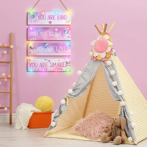 Miniatura 4 de 4 piezas de decoración de habitación espacial para niñas, arte de pared rosa para habitación con luz y control remoto, decoración de aula