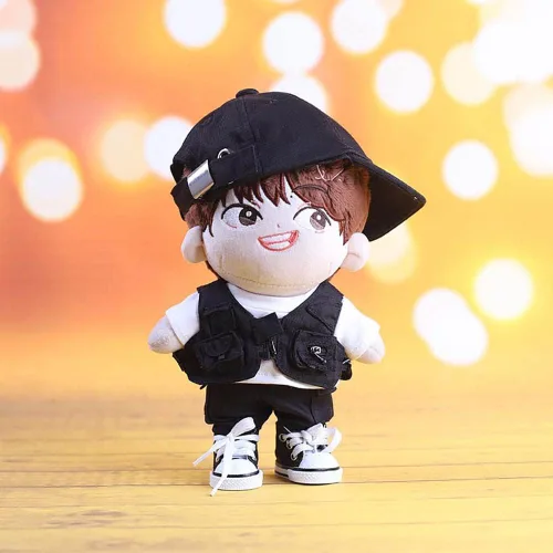 Miniatura 2 de niannyyhouse Camiseta blanca Gorra de béisbol negra Chaleco Pantalones 7.9 in Muñeca de felpa rellena Kpop Muñeca Ropa