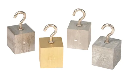 EISCO Juego de cubos de densidad con ganchos, incluye 4 metales, latón, plomo, aluminio y acero, lados de 1.25 pulgadas (1.260 in), para uso con
