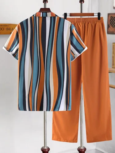Miniatura 2 de OYOANGLE Conjunto de 2 piezas para hombre, camisa con botones y pantalones cortos con cordón en la cintura