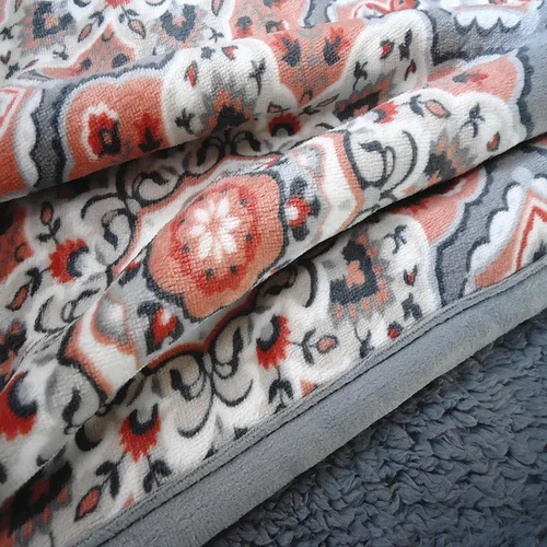 Miniatura 6 de UKELER Manta de franela Sherpa de 80 x 60 pulgadas, bonito diseño floral, manta de franela de felpa suave para cama, sofá, oficina, campamento