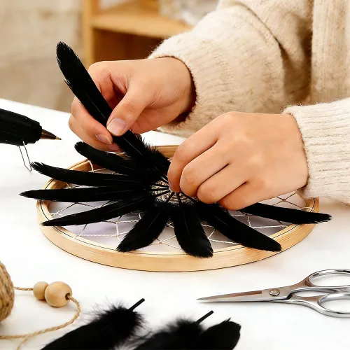Miniatura 6 de 200 plumas de ganso negras para manualidades, de 5 a 7 pulgadas, plumas a granel de colores para manualidades, atrapasueños, alas de cosplay