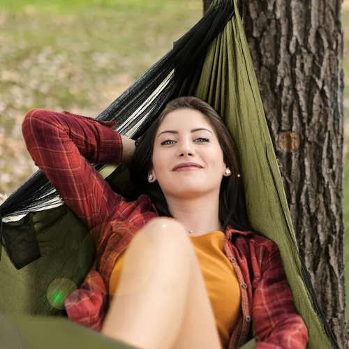 Miniatura 6 de COVACURE Hamaca de camping – Hamaca portátil de capacidad de 772 libras con correas de árbol, hamaca de viaje de nailon de paracaídas duradera