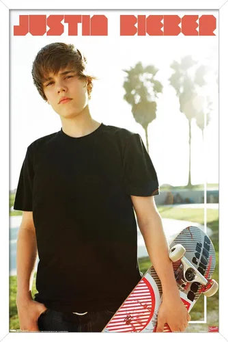 Miniatura 16 de Trends International Justin Bieber - Póster de pared de monopatín, 14.725 x 22.375 pulgadas, versión enmarcada de madera de granero