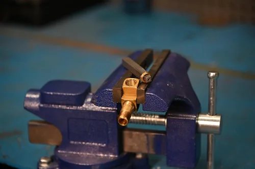 Miniatura 8 de Century Drill & Tool 73215 Juego de extractor de tornillos de flauta cuadrada de 5 piezas, #1 - #5, para extraer tornillos rotos y pernos sin dañar