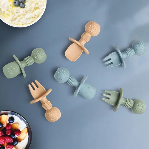 Miniatura 6 de Eascrozn Juego de Cucharas y Tenedores de Alimentación para Bebés, Paquete de 6 Utensilios de Silicona para Niños Pequeños de Primera Etapa