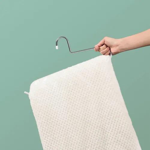 Miniatura 3 de VASLIM Paquete de 8 perchas resistentes con revestimiento de vinilo negro antideslizante, ideal para edredones, manteles, toallas, sacos de dormir