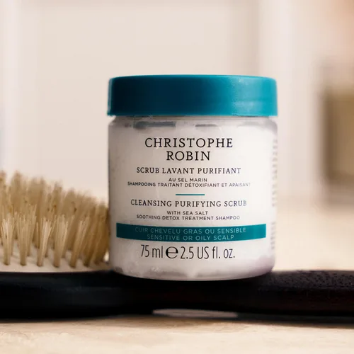 Miniatura 4 de Christophe Robin Purifying Scalp Scrub with Sea Salt – Deep-Cleansing Detox Treatment for Oily Roots & Sensitive Scalps, Removes Build-Up & Soothes