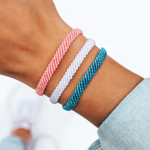 Miniatura 4 de Pura Vida Pulsera tejida media plana, impermeable, banda ajustable