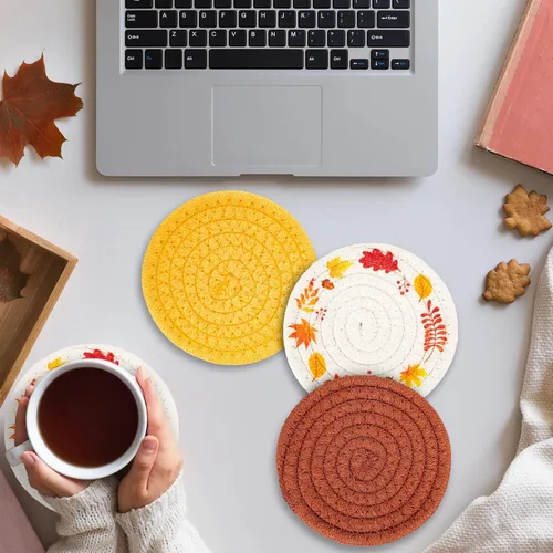 Miniatura 6 de Posavasos de otoño de Acción de Gracias de Whaline Hojas de arce hechas a mano trenzadas de algodón para bebidas, naranja y amarillo