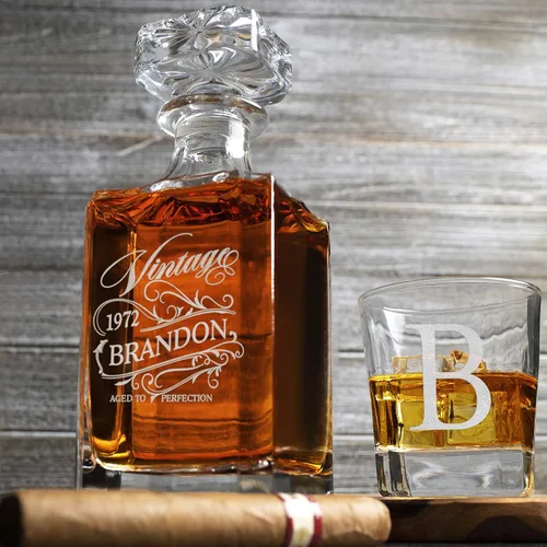 Miniatura 2 de Juego de decantador de whisky personalizado – Juego de regalo de licor personalizado de 5 piezas con 4 vasos y decantador grabado – 25.4 fl oz